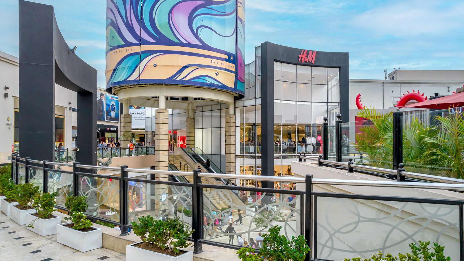 Jockey Plaza